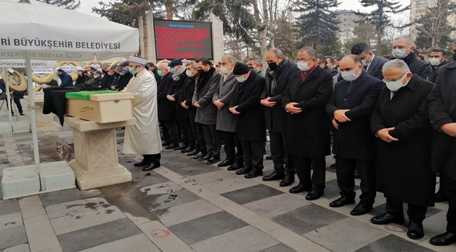 BABA GÜLSOY, TOPRAĞA VERİLDİ