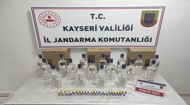 JANDARMA 17 LİTRE KAÇAK ALKOL ELE GEÇİRDİ