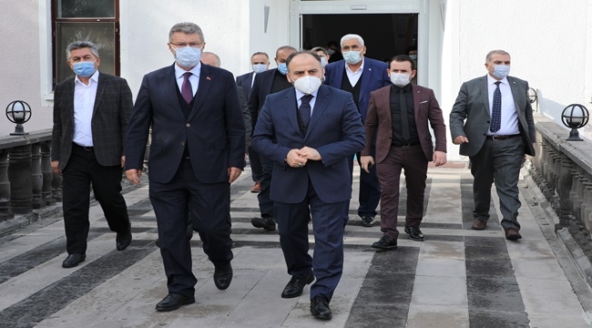 MÜCAHİT ALKAN'DAN HÜSEYİN AKAY'A TAZİYE ZİYARETİ