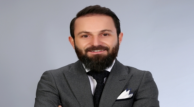 ÖZCAN: 'GAZETECİLİK FEDAKARLIK GEREKTİRİYOR'