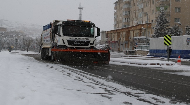 BAŞKAN ÖZDOĞAN:EKİPLERİMİZ 7/24 ÇALIŞIYOR