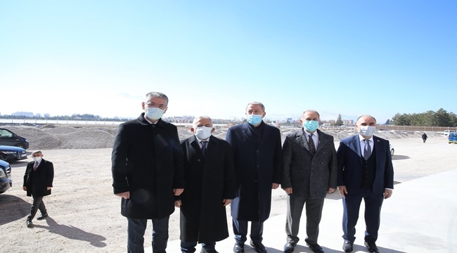 BÜYÜKKILIÇ HULUSİ AKAR VE TSK KOMUTASINA EŞLİK ETTİ