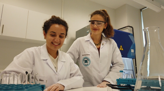 ÇALIŞKAN PANDEMİ DÖNEMİN'DE VİRÜSTEN KORUNMA'NIN EN İYİ YÖNTEMİ AŞILANMAK