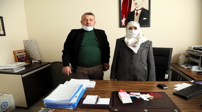 DUYARLI VATANDAŞ BULDUĞU PARAYI TESLİM ETTİ