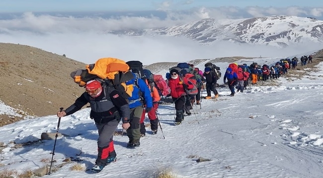 ERCİYES KIŞ ZİRVESİ TIRMANIŞI YAPILDI