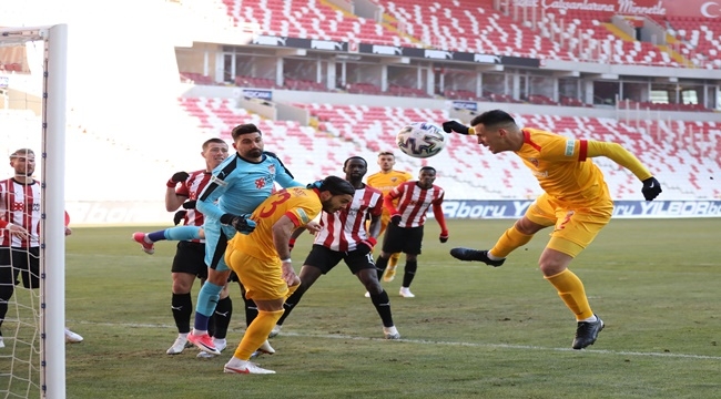 KAYSERİSPOR 4 MAÇ SONRA MAĞLUP