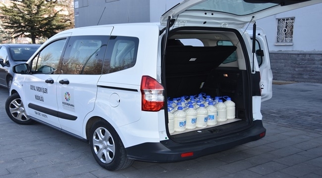 KOCASİNAN BELEDİYESİ'NDEN İHTİYAÇ SAHİPLERİNE SÜT