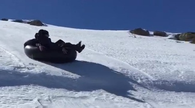 KÖYLÜLERİN KAYAK KEYFİ