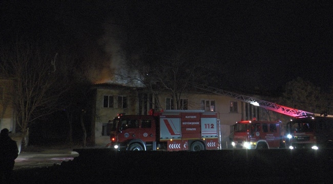 MÜSTAKİL EVDE ÇIKAN YANGIN SÖNDÜRÜLDÜ