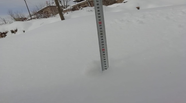 TOMARZA'DA KAR KALINLIĞI 42 SANTİM OLDU