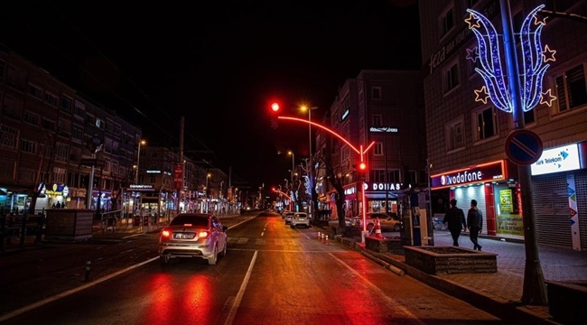 TRAFİK IŞIKLARI DAHA GÜVENLİ VE ESTETİK OLDU