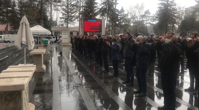 ANNE BAŞKAL VEFAT ETTİ