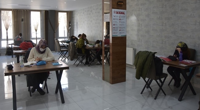 ÇOLAKBAYRAKDAR: HER YAŞA, HER SOSYAL DOKUYA UYGUN PROJELER ÜRETİYORUZ