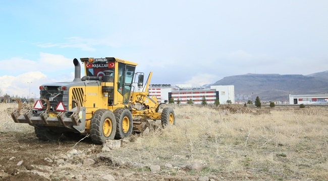 DEVELİ'DE ÇEVRE DÜZENLEME ÇALIŞMALARI BAŞLATILDI