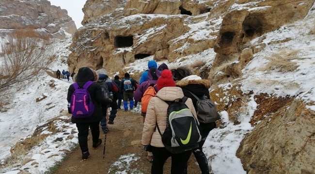 DOĞA TUTKUNLARININ GÖZDESİ OLDU