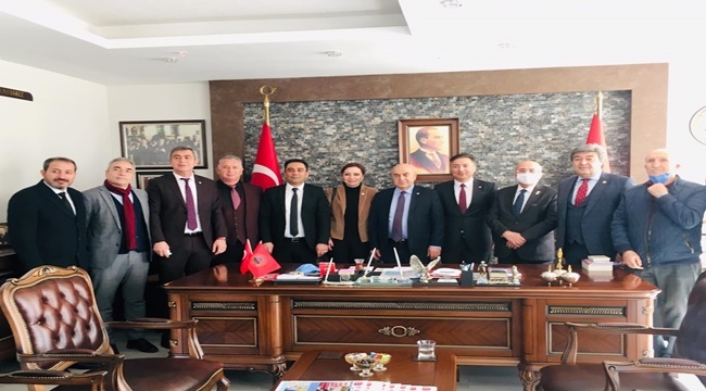 EMEKLİLER DERNEĞİNE ÇİFTE ZİYARET