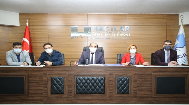 HACILAR'DA PARKE VE BORDÜR İHALESİ YAPILDI