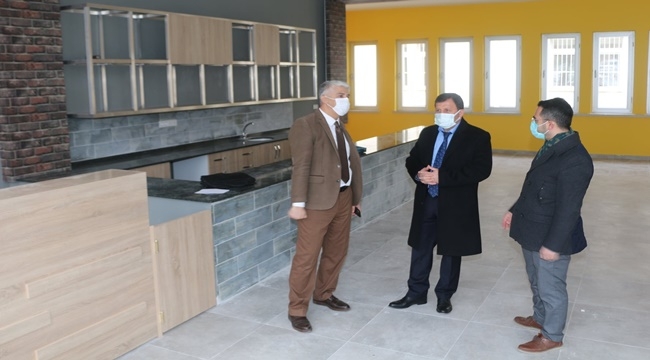 KABAKÇI GENÇ OFİS BİNASINI İNCELEDİ