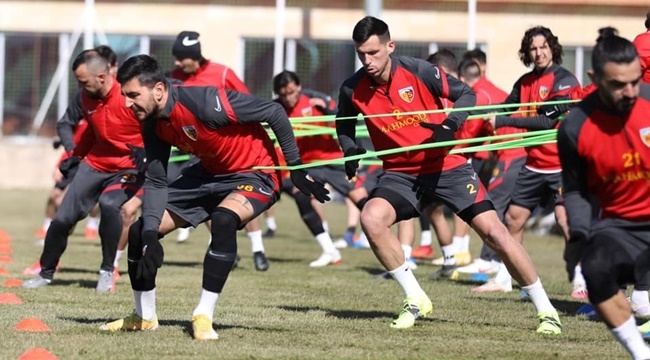 KAYSERİSPOR İLK 11'İ BELİRLEDİ
