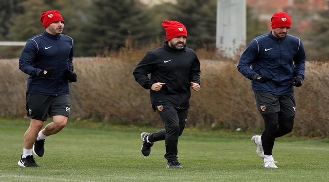 TAKIMDAN AYRI ÇALIŞMALARA BAŞLADILAR