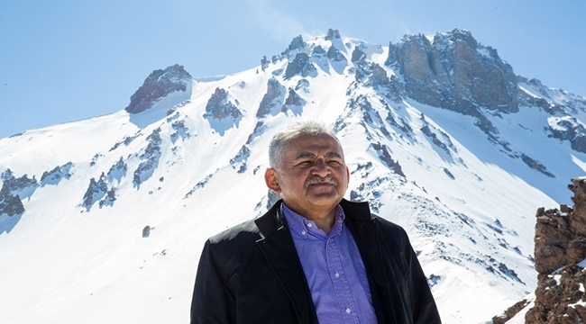 TÜRKİYE'NİN ADINI DÜNYAYA DUYURUYOR