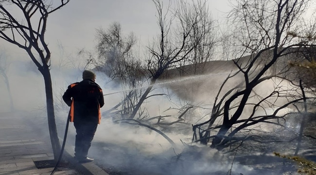 YEŞİLHİSAR'DA YANGIN