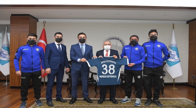 DEVELİ ERCİYESSPOR FUTBOLCULARINDAN BÜYÜKKILIÇ'A ZİYARET