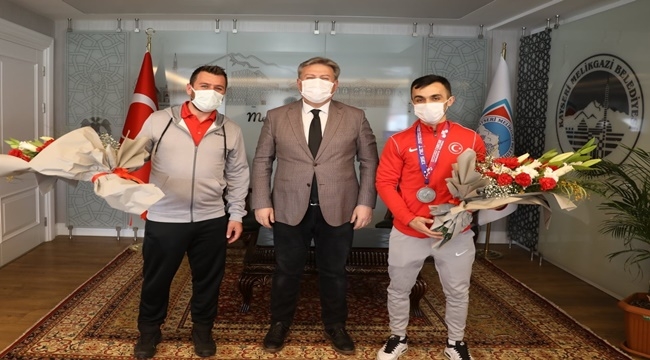 MİLLİ HALTERCİ MELİKGAZİ'DE