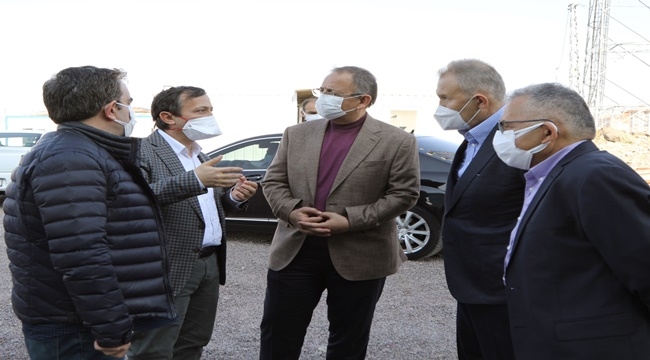 ÖZHASEKİ ERCİYES ÜNİVERSİTESİ'Nİ ZİYARET ETTİ