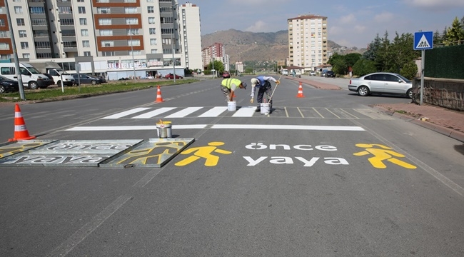 PALANCIOĞLU: "TRAFİKTE ÖNCELİK YAYALARINDIR"