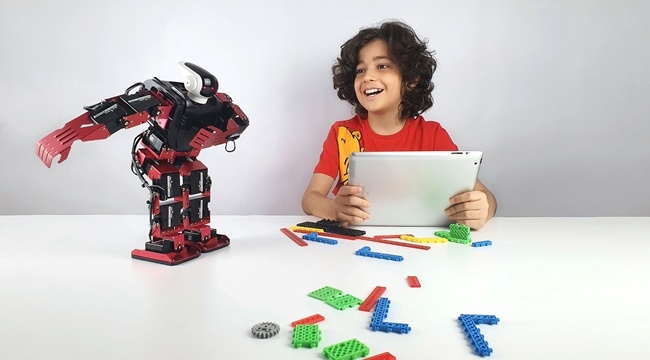 SIRA DIŞI DENEYİM YAŞATACAK ROBOTLAR GELİYOR