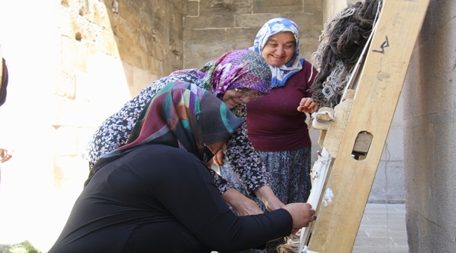 SULTANHANI KERVANSARAYI BÜYÜK İLGİ GÖRÜYOR