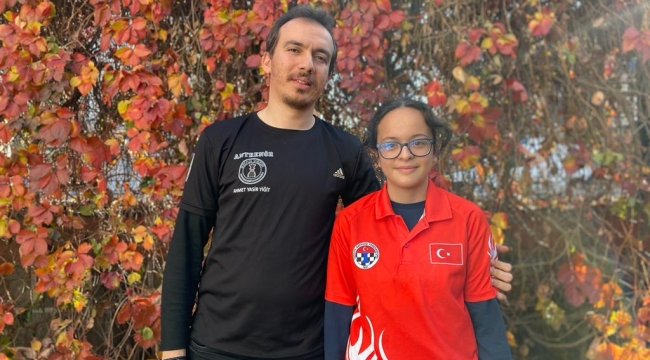 DURU AKSOY, TÜRKİYE ÜÇÜNCÜSÜ OLDU