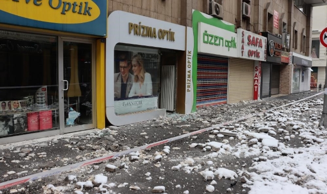 KAYSERİ'DE BİN 143 YAPI AĞIR HASAR ALDI