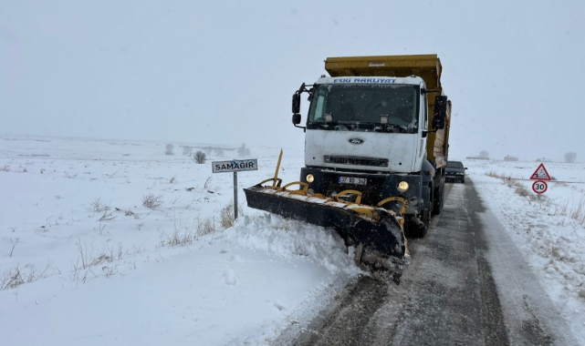 BÜYÜKŞEHİR, 272 MAHALLE YOLUNU DAHA ULAŞIMA AÇTI