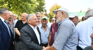 BÜYÜKKILIÇ'TAN ESNAF VE VATANDAŞLA SAMİMİ BULUŞMA