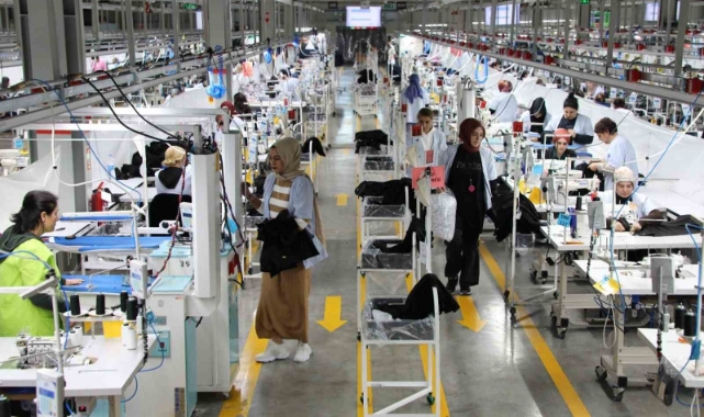 EN YÜKSEK PAYI HİZMET SEKTÖRÜ OLUŞTURDU