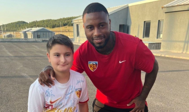 KAYSERİSPOR'A 8 YENİ İSİM