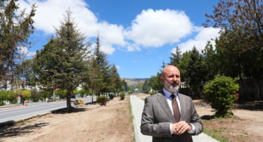 PARKLAR YENİLENİYOR, KOCASİNAN GÜZELLEŞİYOR