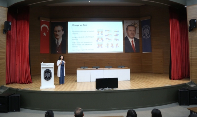 MELİKGAZİ'DE DURUŞ BOZUKLUKLARI VE OFİS EGZERSİZLERİ EĞİTİMİ VERİLDİ