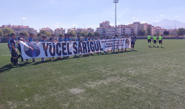 SARIGÜL SEZONUN İLK MAÇINDA UNUTULMADI