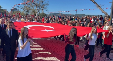 ÇANAKKALE'DE CUMHURİYET BAYRAMI COŞKUSU YAŞANIYOR