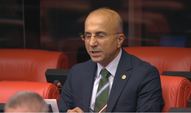 CHP’Lİ AŞKIN GENÇ’TEN SAĞLIK BAKANLIĞINA ÇAĞRI