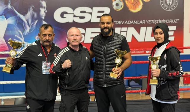 CUMHURİYETE GİDEN YOL MUAYTHAİ ŞAMPİYONASI YAPILDI