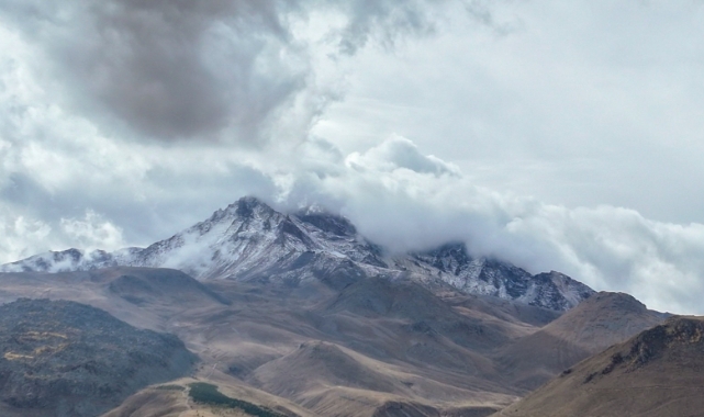 ERCİYES DAĞI'NA HACILAR PERSPEKTİFİ