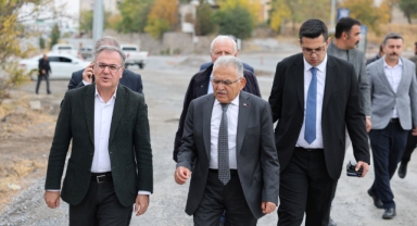 HACILAR KAYSERİ CADDESİ, YENİ ÇEHRESİNE KAVUŞUYOR