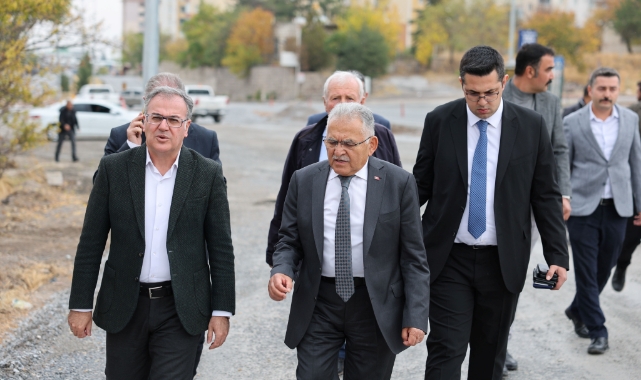 HACILAR KAYSERİ CADDESİ, YENİ ÇEHRESİNE KAVUŞUYOR