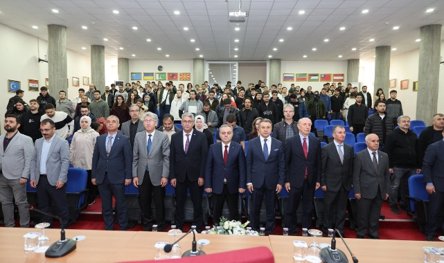 İLBAŞ'TAN ERÜ'DE AÇILIŞ DERSİ