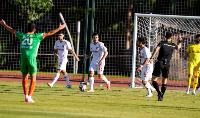 KAYSERİSPOR'DA SAVUNMA VE HÜCUM İŞLEMİYOR!