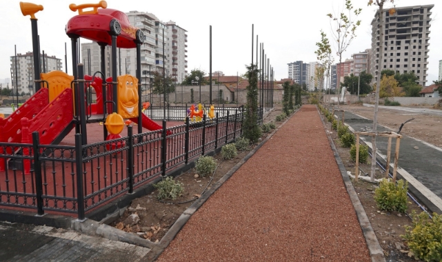 MELİKGAZİ'YE 5 YENİ PARK DAHA